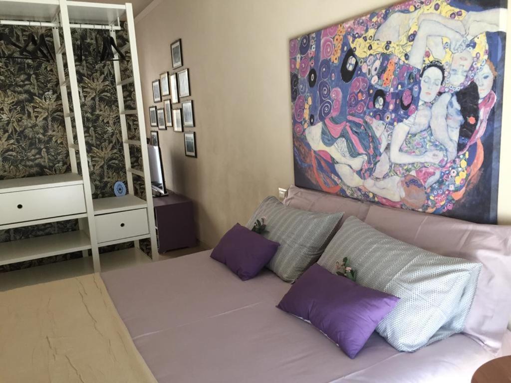 Piccolo Loft In Centro Asti Apartman Kültér fotó